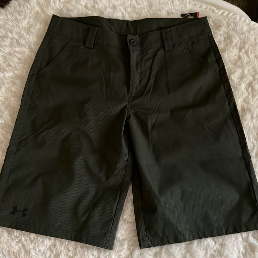 Under armor olive green and black boys shorts new with tags Youth XL